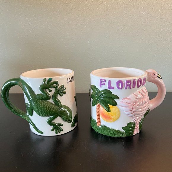Set of 2 Vintage  Souvenir Mugs w/ Pink Flamingo Neck and Lizard Tail Handles - Picture 1 of 15